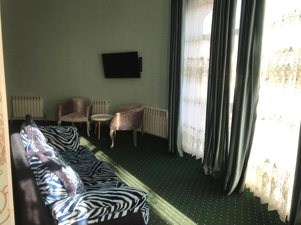 Emir Plaza Hotel Turkistan Extérieur photo