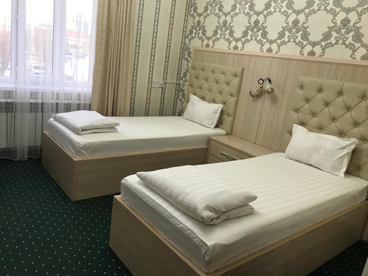Emir Plaza Hotel Turkistan Extérieur photo
